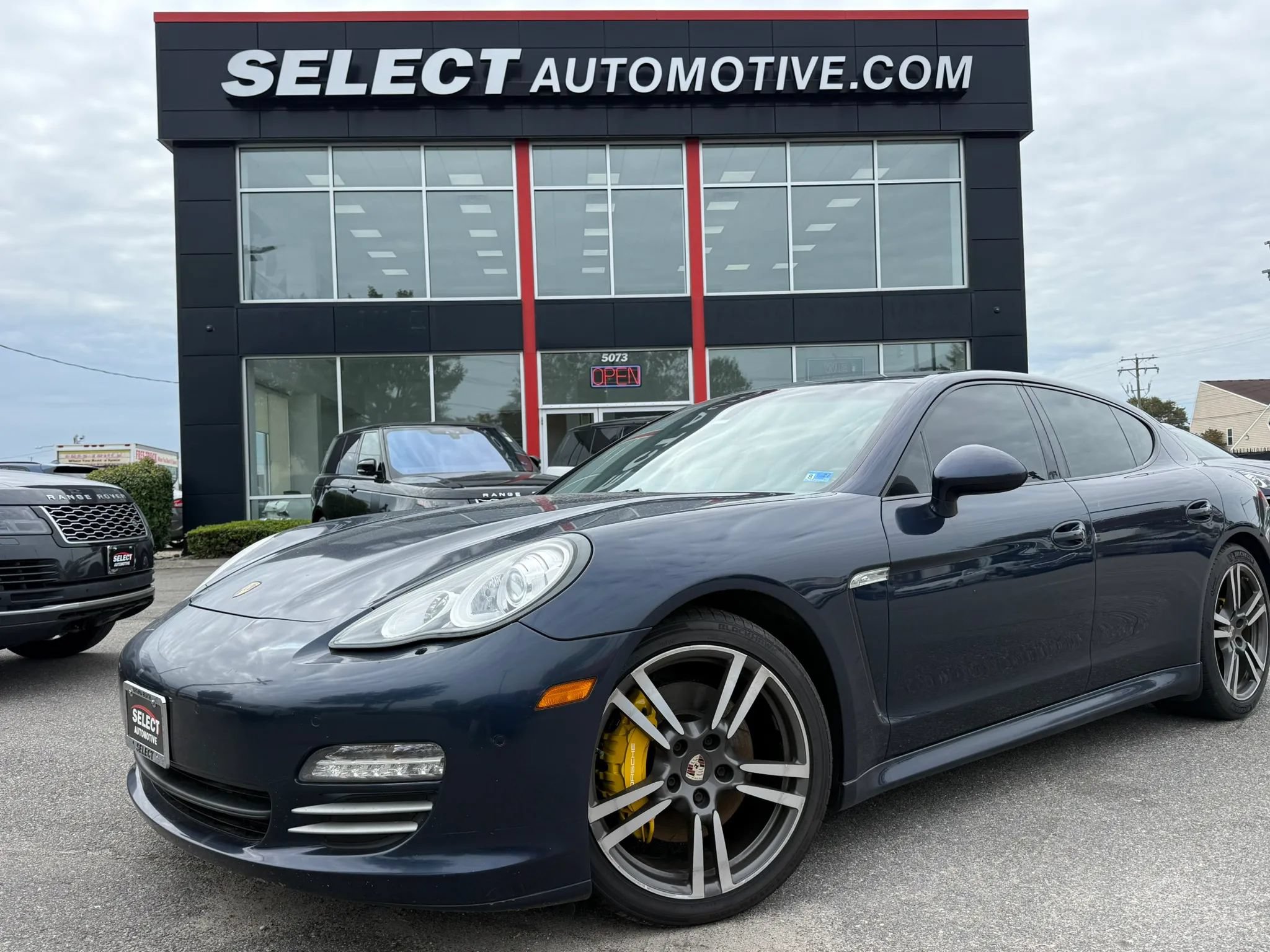 Used 2012 Porsche Panamera image 1