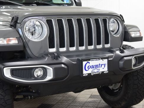 Used 2021 Jeep Wrangler Unlimited Sahara w/ Safety Group AWD/4WD image 13