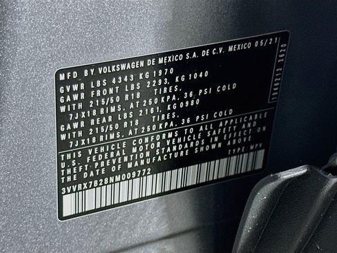 Used 2022 Volkswagen Taos SE FWD image 12