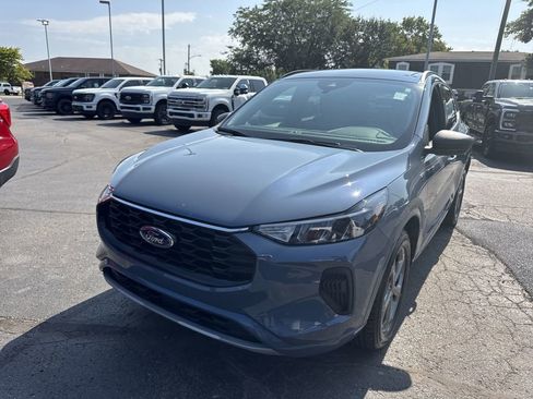 Certified 2023 Ford Escape ST-Line w/ Tech Pack #1 image 19