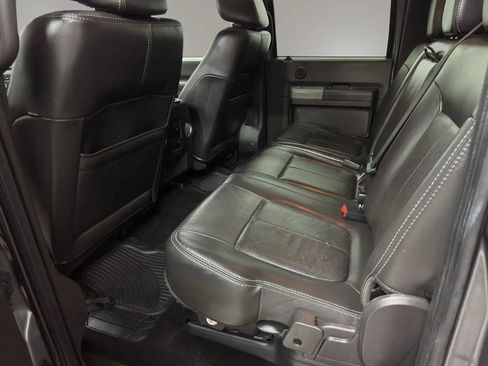 Used 2011 Ford F250 Lariat w/ Lariat Interior Pkg AWD/4WD image 12