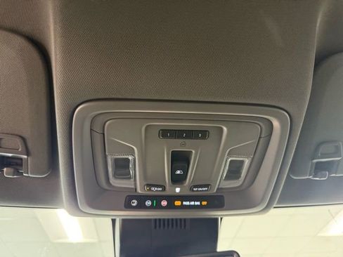 New 2026 GMC Sierra 1500 SLT w/ SLT Premium Plus Package image 19