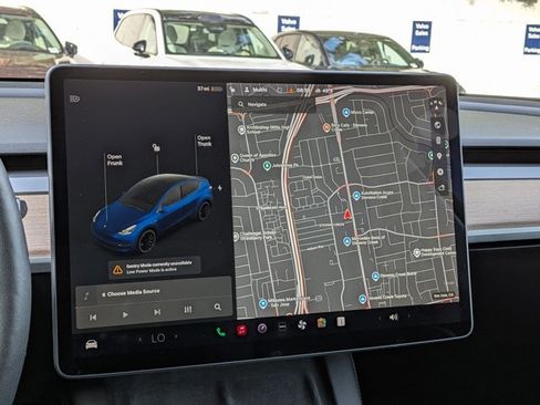 Used 2021 Tesla Model Y Performance image 16