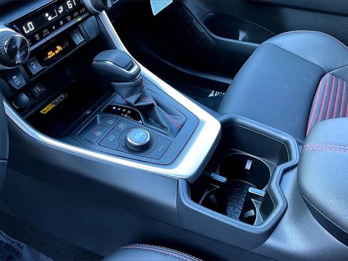 Certified 2025 Toyota RAV4 XSE image 18