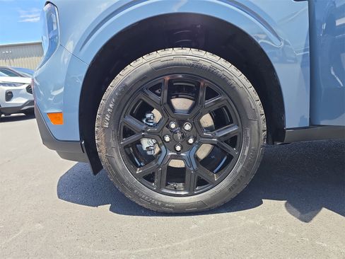 New 2025 Ford Maverick XLT w/ XLT Luxury Package image 28