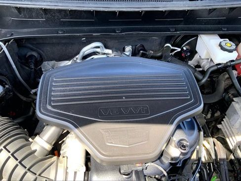 Used 2024 Cadillac XT6 Sport w/ LPO, ONYX Package AWD/4WD image 32