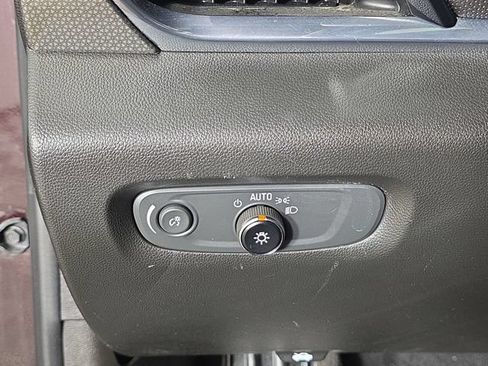 Used 2022 Chevrolet Traverse Premier w/ LPO, Floor Liner Package AWD/4WD image 31