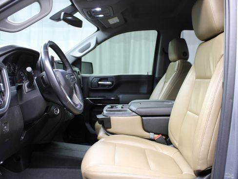 Used 2022 Chevrolet Silverado 1500 RST image 10