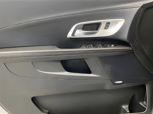 Used 2016 Chevrolet Equinox LT w/ Convenience Package image 9