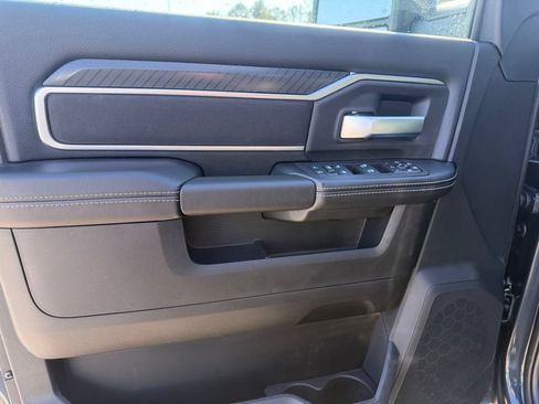 New 2026 RAM 2500 Big Horn AWD/4WD image 10