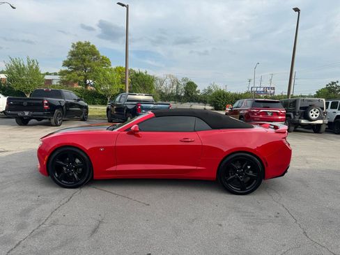Used 2017 Chevrolet Camaro LT RWD image 6