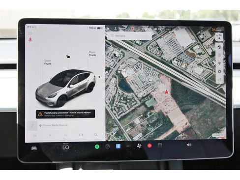 Used 2022 Tesla Model Y Performance AWD/4WD image 16