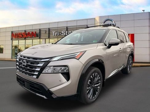 New 2026 Nissan Rogue Platinum w/ Platinum Premium Package image 2