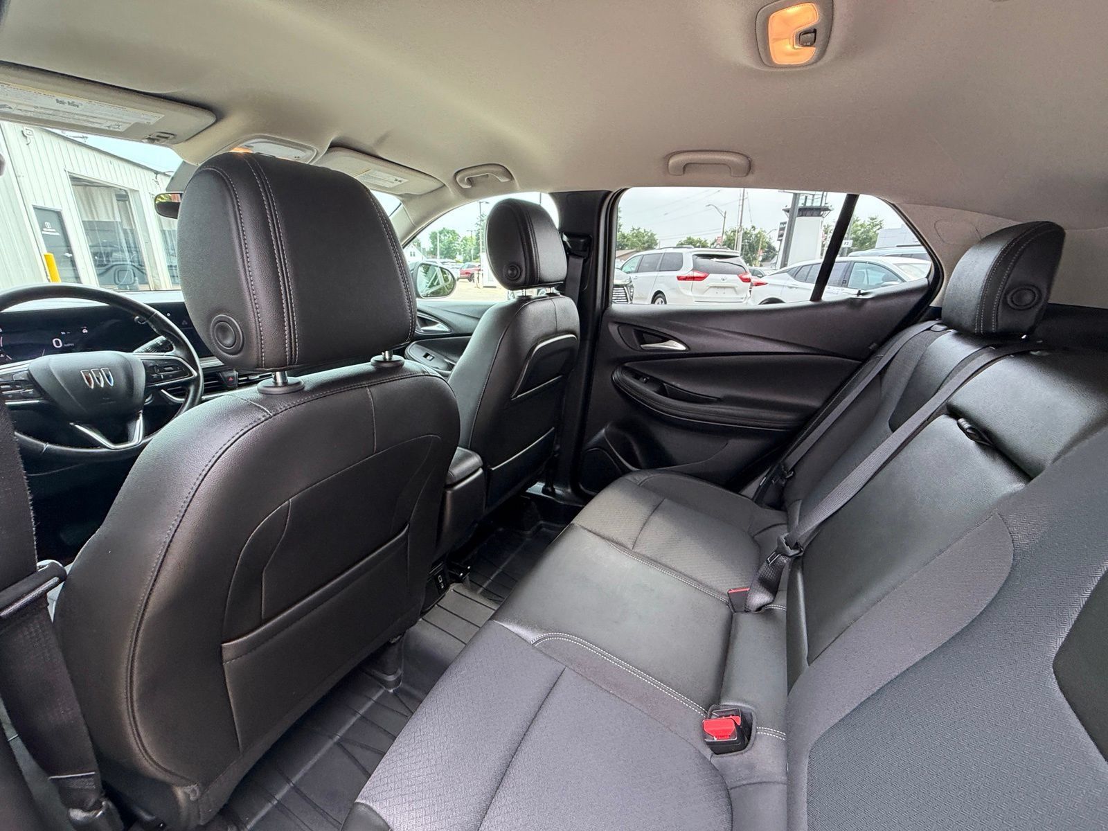 Used 2024 Buick Encore GX Preferred w/ Comfort Package AWD/4WD image 24