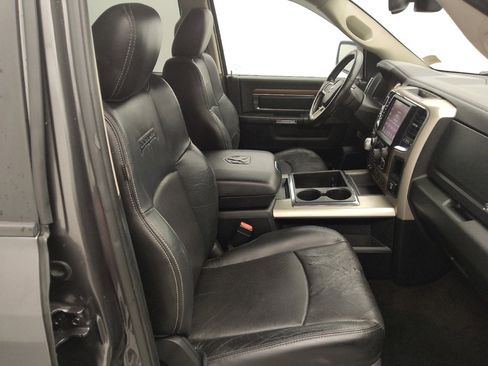 Used 2014 RAM 1500 Laramie w/ Convenience Group RWD image 21