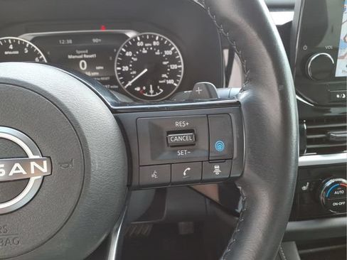 Used 2023 Nissan Pathfinder SL w/ SL Premium Package AWD/4WD image 17