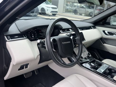 Used 2020 Land Rover Range Rover Velar R-Dynamic S AWD/4WD image 20