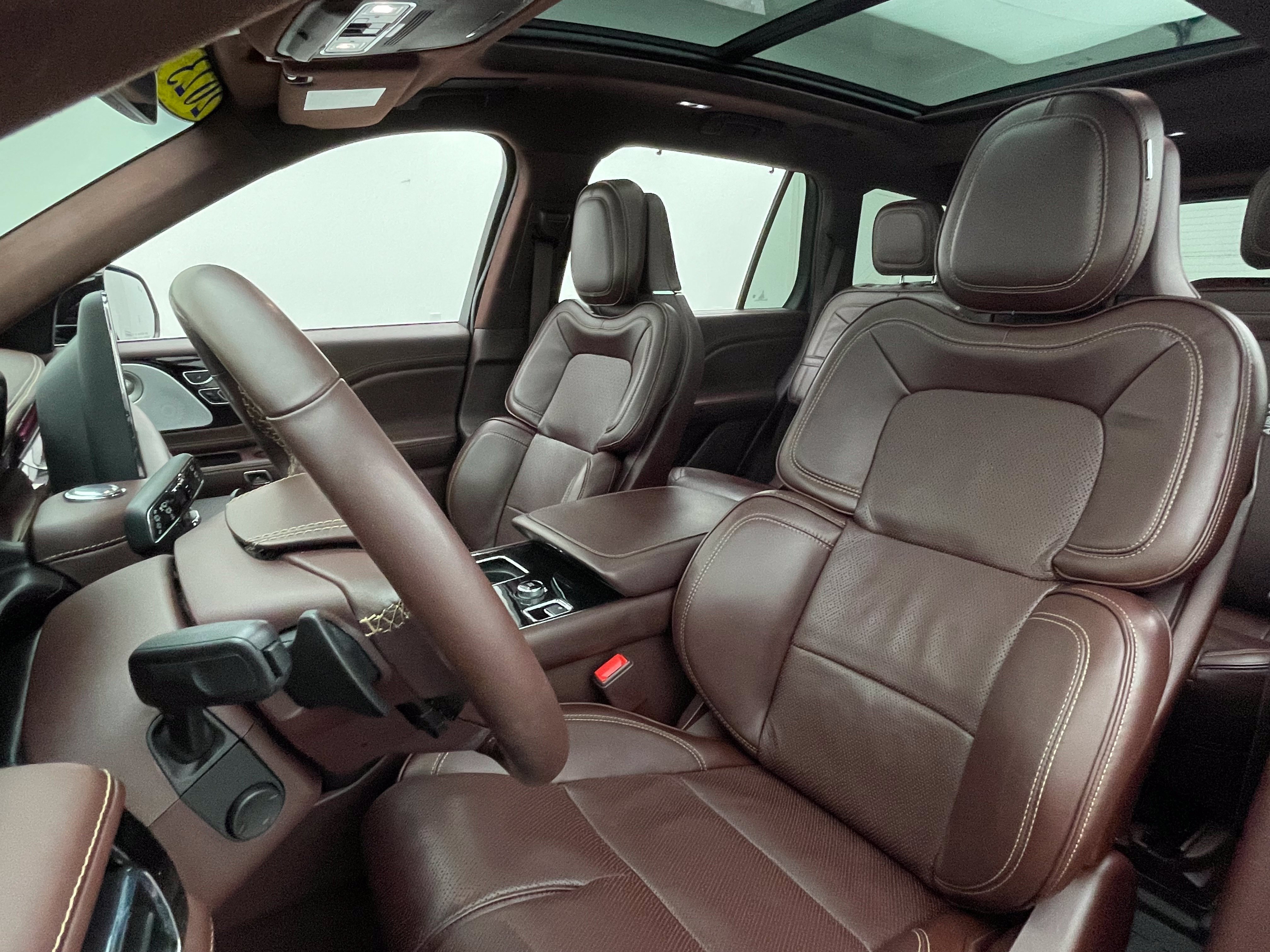 Used 2023 Lincoln Aviator Black Label w/ Dynamic Handling Package AWD/4WD image 20