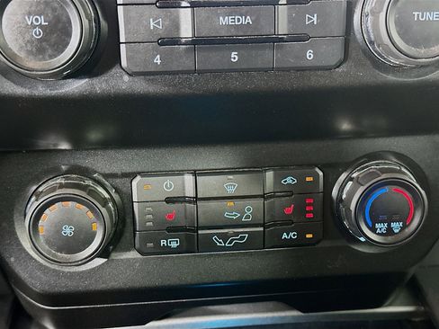 Used 2019 Ford F150 XLT w/ Equipment Group 302A Luxury image 23