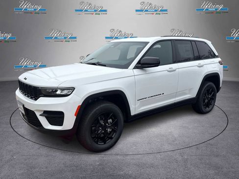 New 2025 Jeep Grand Cherokee 4WD image 7