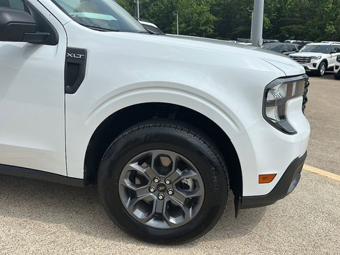 Used 2025 Ford Maverick XLT w/ Equipment Group 302A AWD/4WD image 5