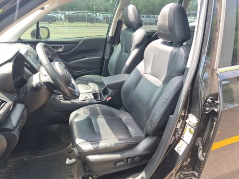 Used 2020 Subaru Forester Limited w/ Popular Package #3 AWD/4WD image 8