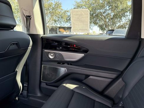 New 2026 Lincoln Nautilus Reserve image 15