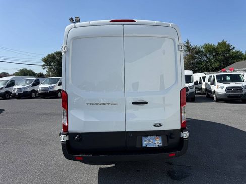 Used 2017 Ford Transit 250 148 Medium Roof RWD image 34