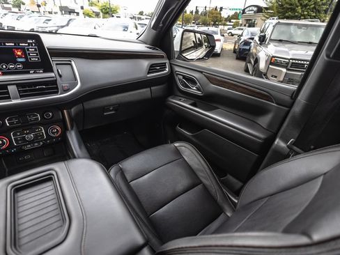 Used 2021 Chevrolet Tahoe High Country w/ Premium Package AWD/4WD image 23