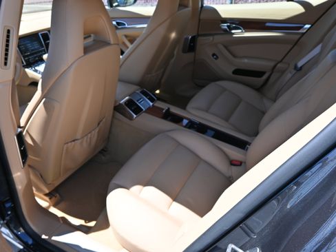 Used 2011 Porsche Panamera S RWD image 37
