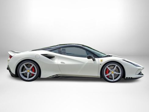 Used 2022 Ferrari F8 Tributo RWD image 6