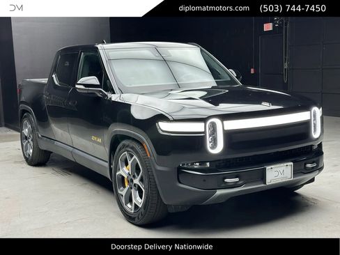 Used 2022 Rivian R1T Adventure image 8