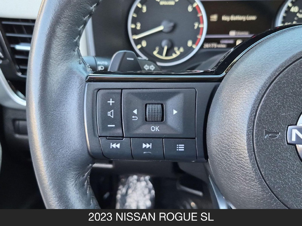 Used 2023 Nissan Rogue SL w/ SL Premium Package FWD image 16
