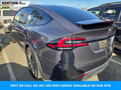 Used 2023 Tesla Model X image 2