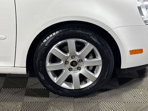 Used 2009 Volkswagen Rabbit S FWD image 22
