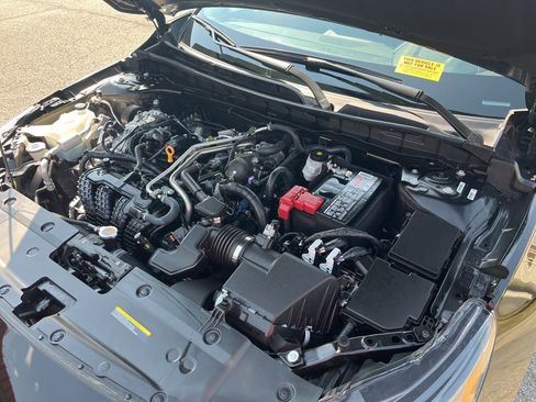 Used 2024 Nissan Altima 2.5 SL image 13