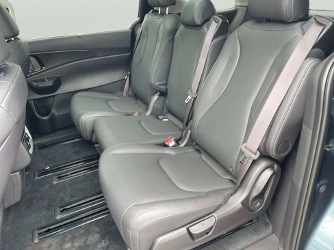 New 2025 Kia Carnival SX Prestige image 22