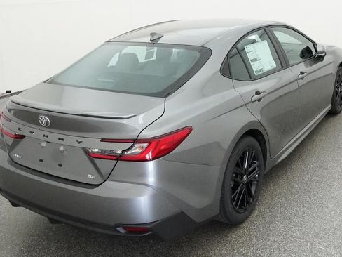 New 2026 Toyota Camry SE FWD image 8
