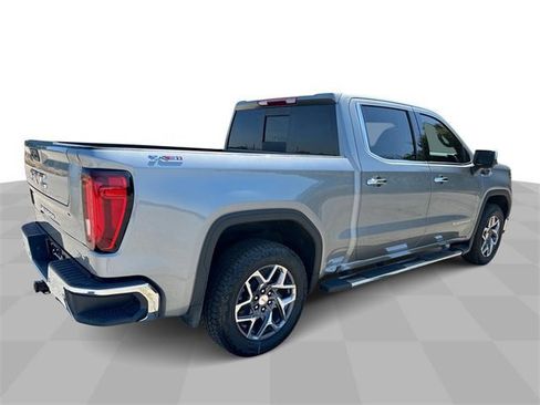 New 2026 GMC Sierra 1500 SLT w/ SLT Premium Plus Package image 8