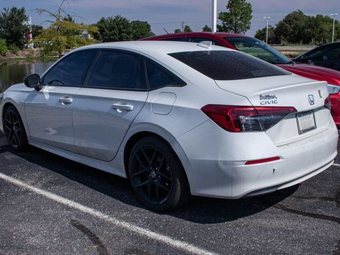 Used 2024 Honda Civic Sport image 4