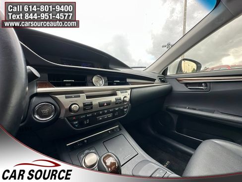 Used 2014 Lexus ES 350 w/ Premium Package FWD image 19