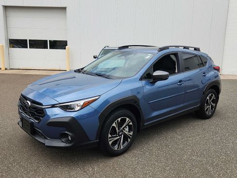 Used 2024 Subaru Crosstrek 2.0i Premium AWD/4WD image 3
