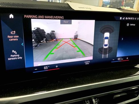 Certified 2023 BMW 330i Sedan w/ Convenience Package image 20