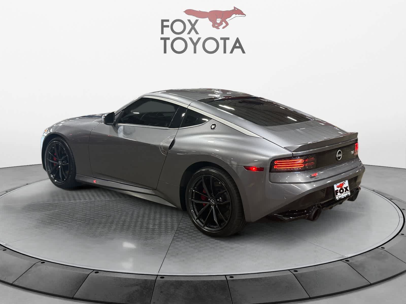 Used 2025 Nissan Z Performance w/ Floor Mat Package RWD image 4