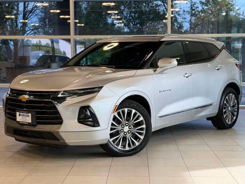 Used 2020 Chevrolet Blazer Premier w/ Driver Confidence II Package AWD/4WD image 1