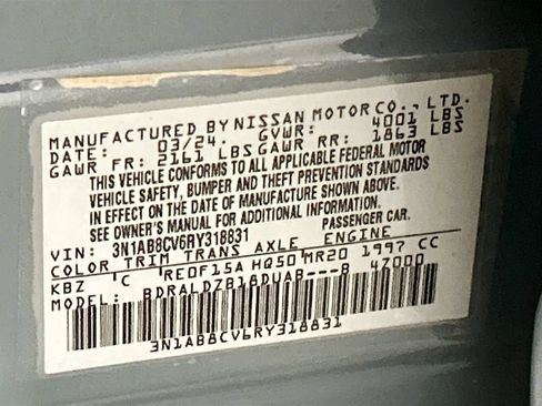 Used 2024 Nissan Sentra SV w/ SV Premium Package FWD image 30