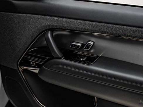 Used 2025 Land Rover Range Rover Sport Dynamic SE image 72