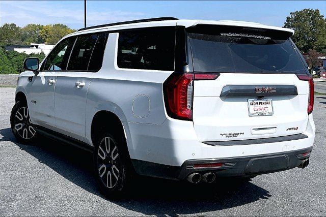 Used 2023 GMC Yukon XL AT4 w/ Technology Package AWD/4WD image 4