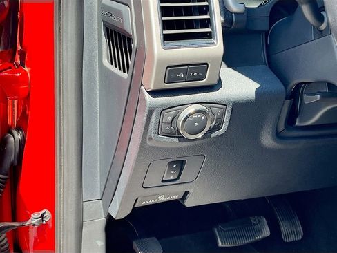 Used 2022 Ford F250 Lariat AWD/4WD image 10