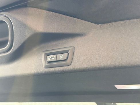 Used 2023 BMW X5 xDrive45e w/ Executive Package image 9